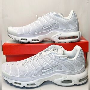 NIB Nike Air Max Plus TN Tuned Triple White Black Cool Grey 604133-139 Sz 13